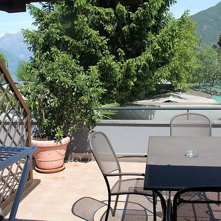 Veranda Lejlighed Pianello Del Lario