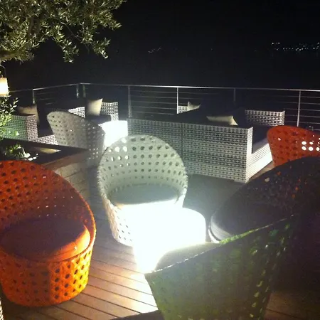 Veranda Lejlighed Pianello Del Lario